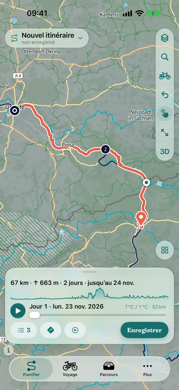 Planificateur sur iPhone : itinéraire Dresde – Rathen – Děčín avec un point intermédiaire près de Hohnstein, 67 km, 663 m de dénivelé, 2 jours, dans le panneau la ligne du profil et les boutons points de passage, navigation, vol 3D et enregistrer